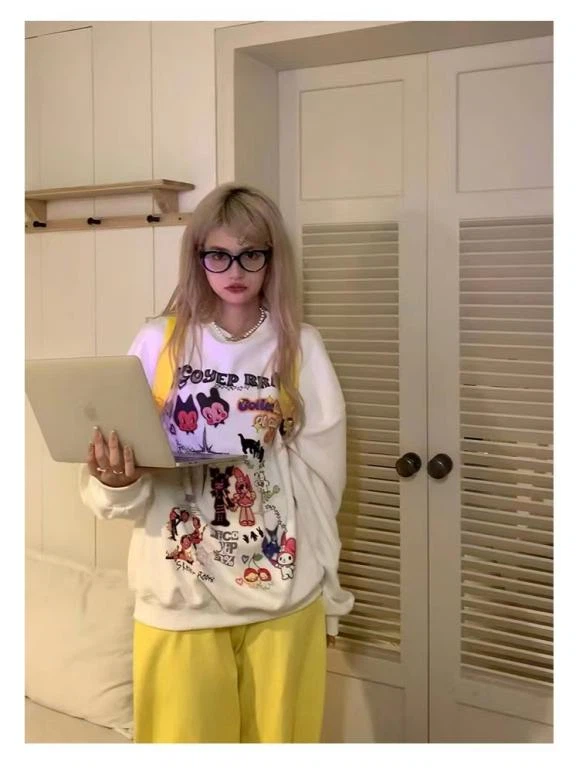 Cute Cartoon Printed Sweatshirt Cute Cartoon Printed Sweatshirt