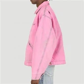 Розовая уличная джинсовая куртка